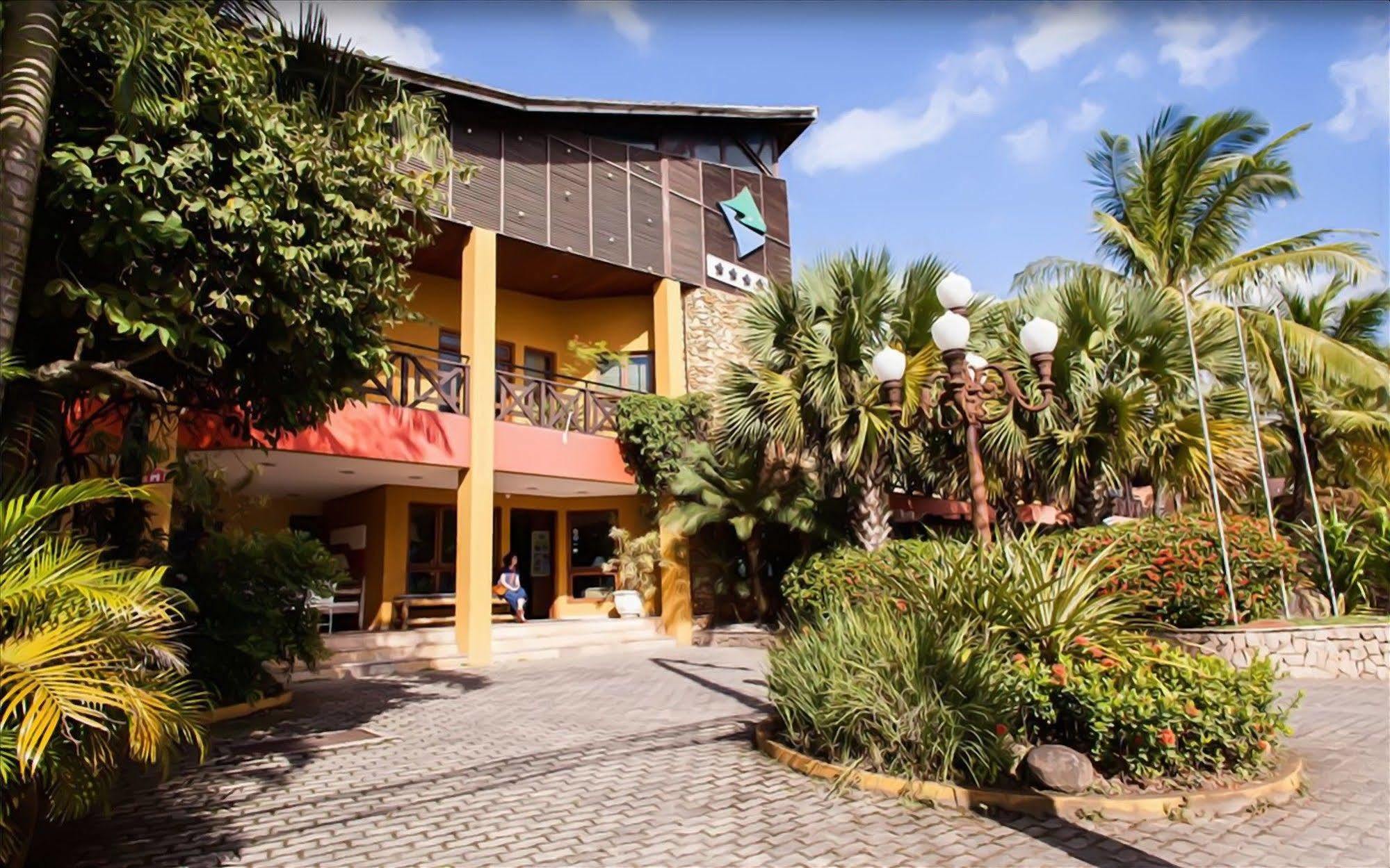 Galapagos Aparthotel Ilhabela Exterior photo